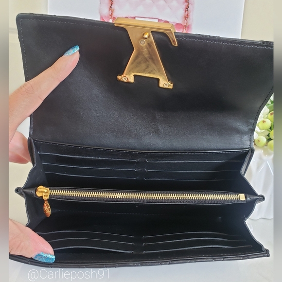 *SOLD* Authentic Pre-owned Louis Vuitton Quilted Portefeuille Capucines Wallet - Picture 8 of 14